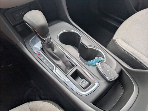 Used 2022 Chevrolet Equinox LT FWD image 19