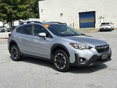 Used 2023 Subaru Crosstrek 2.0i Premium AWD/4WD image 4