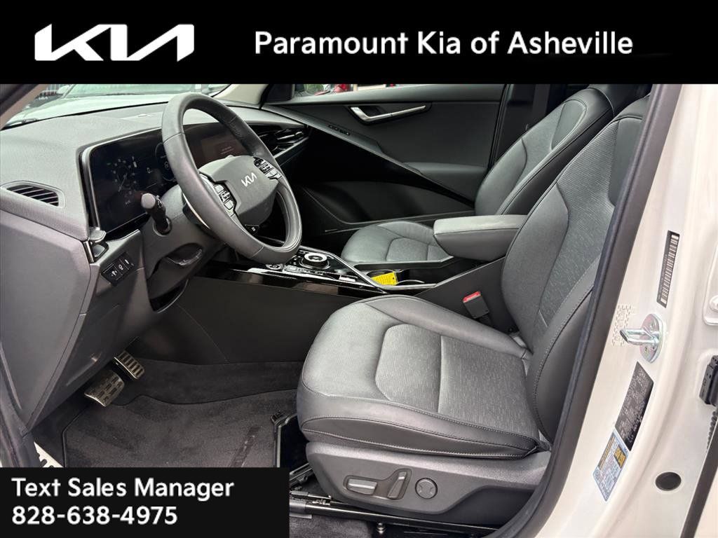 Certified 2023 Kia Niro Wave FWD image 18