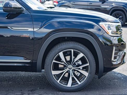 Used 2024 Volkswagen Atlas Cross Sport SEL Premium R-Line image 9