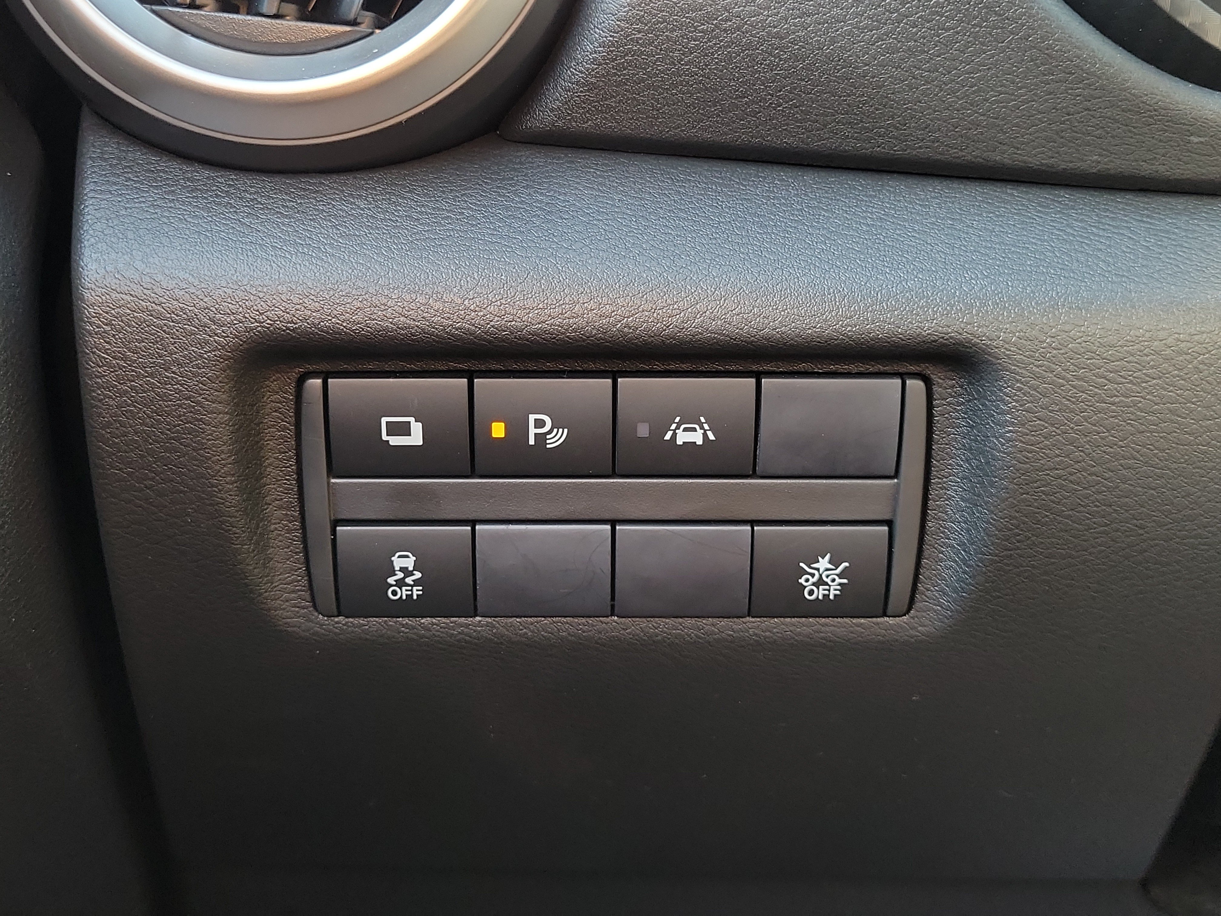 Used 2025 Nissan Versa S w/ Trunk Package FWD image 29