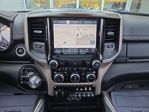 Used 2022 RAM 1500 Laramie AWD/4WD image 23