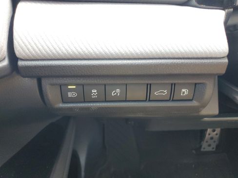 Used 2025 Toyota Camry SE image 29