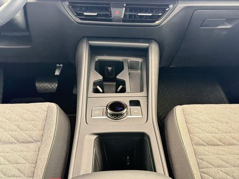 Used 2025 Volkswagen Tiguan S FWD image 25