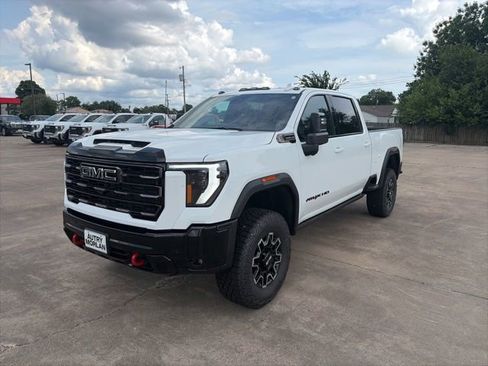 New 2026 GMC Sierra 2500 AT4X w/ LPO, Black Badging Package AWD/4WD image 2