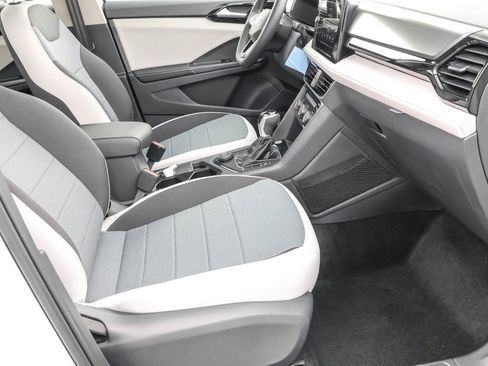 New 2026 Volkswagen Taos S image 40