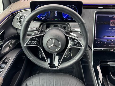 Certified 2023 Mercedes-Benz EQS 450+ SUV image 11