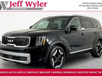 Used 2024 Kia Telluride EX w/ EX Captain's Chair Package