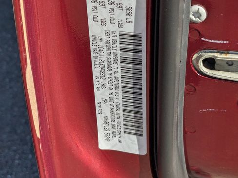 Used 2019 Jeep Cherokee Latitude Plus image 33