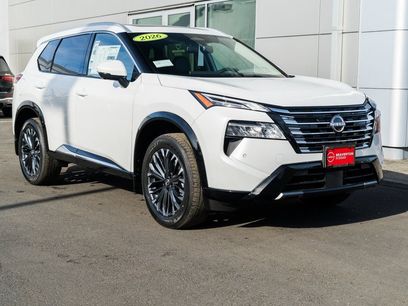 New 2026 Nissan Rogue Platinum w/ Tech Package