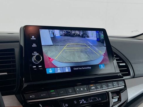 Used 2026 Honda Odyssey EX-L image 12