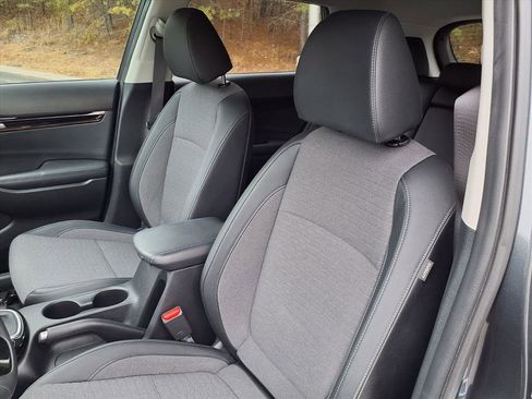 Used 2023 Kia Seltos S w/ Navigation Package image 12