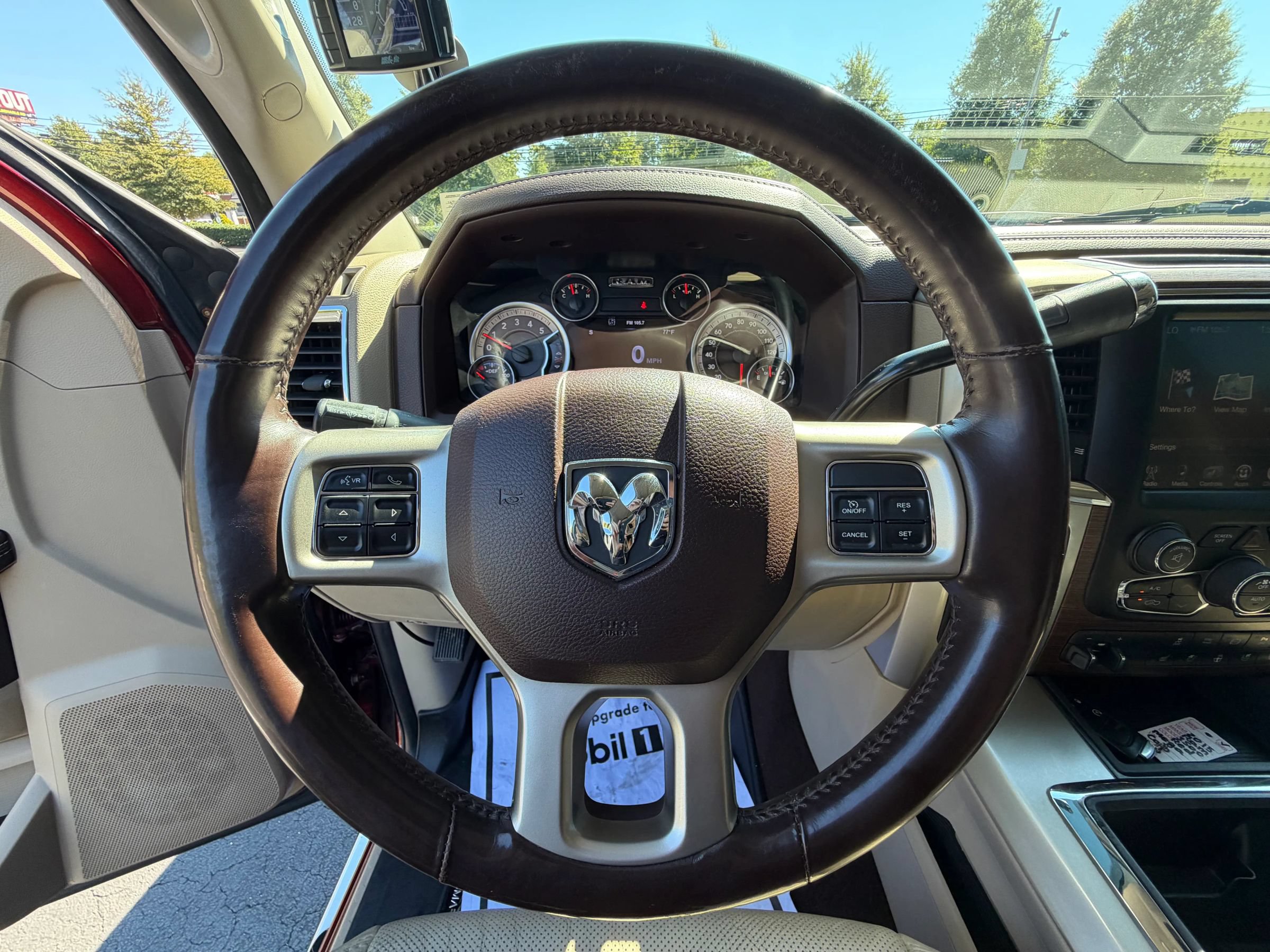 Used 2015 RAM 3500 Laramie AWD/4WD image 29