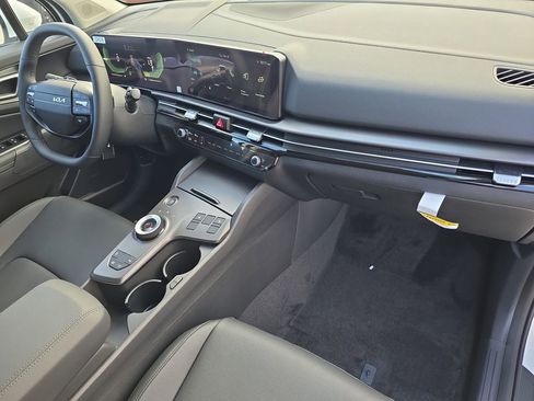 New 2026 Kia Sportage EX AWD/4WD image 12