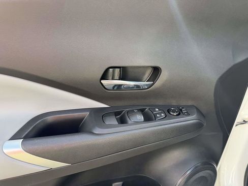 Used 2023 Nissan Kicks SR w/ SR Premium Package image 26