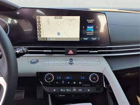 New 2026 Hyundai Elantra Limited FWD image 13