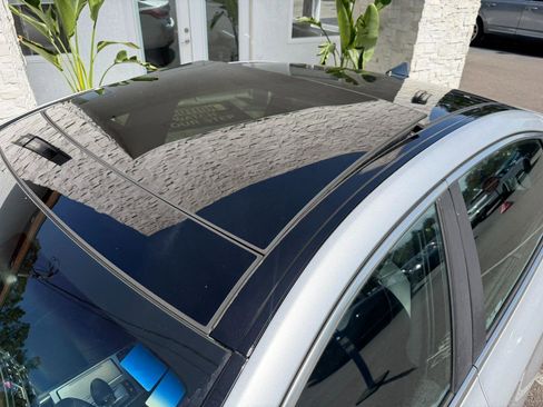 Used 2018 Genesis G80 3.8 w/ Option Group 03 RWD image 9