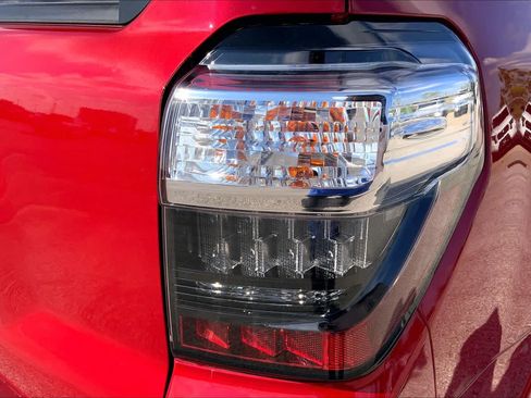 Used 2020 Toyota 4Runner Limited RWD image 30