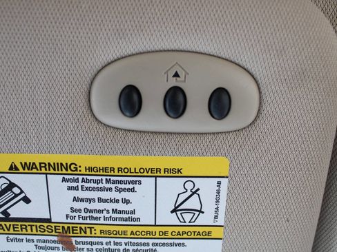 Used 2018 Lincoln MKC Select w/ Select Plus Package image 50