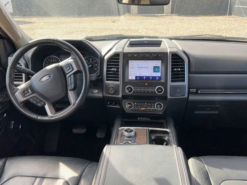 Used 2021 Ford Expedition Platinum image 9