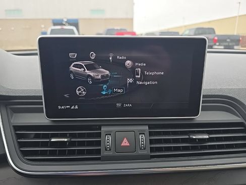 Used 2019 Audi Q5 2.0T Premium Plus w/ Premium Plus Package AWD/4WD image 30