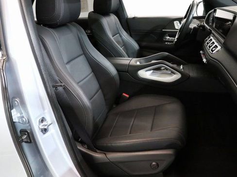 Used 2024 Mercedes-Benz GLE 450 4MATIC w/ AMG Line Exterior image 21