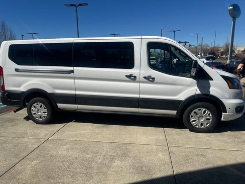 Used 2024 Ford Transit 350 XLT image 5