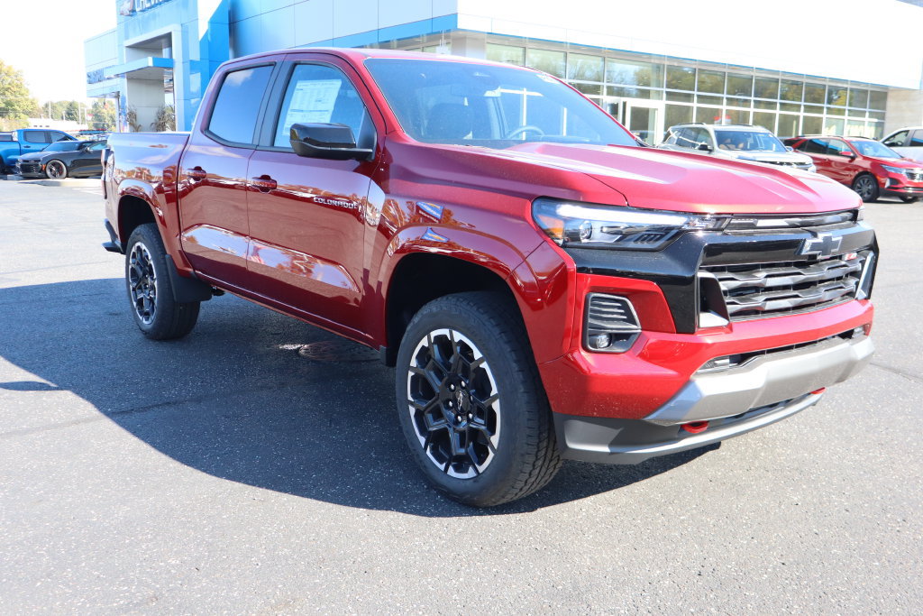 New 2026 Chevrolet Colorado Z71 w/ Z71 Convenience Package 2 AWD/4WD image 2
