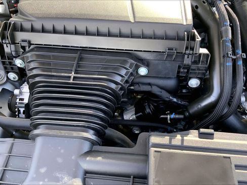 Certified 2025 Lincoln Corsair AWD w/ Equipment Group 101A image 33
