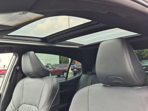 Used 2025 Toyota Camry XSE FWD image 10
