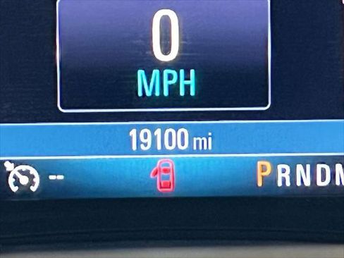 Used 2022 Buick Encore Preferred w/ Safety Package image 26