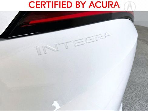 Certified 2025 Acura Integra image 39