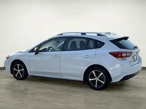 Used 2022 Subaru Impreza Premium image 5