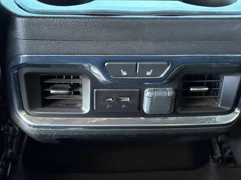 Used 2019 Chevrolet Silverado 1500 High Country w/ Technology Package image 16