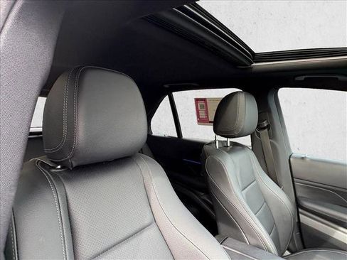 Used 2022 Mercedes-Benz GLE 350 4MATIC image 21