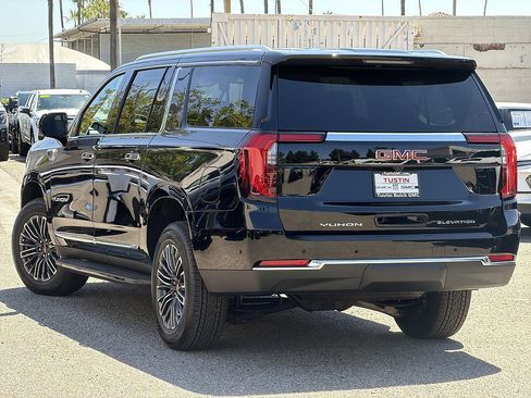 New 2026 GMC Yukon XL Elevation RWD image 6