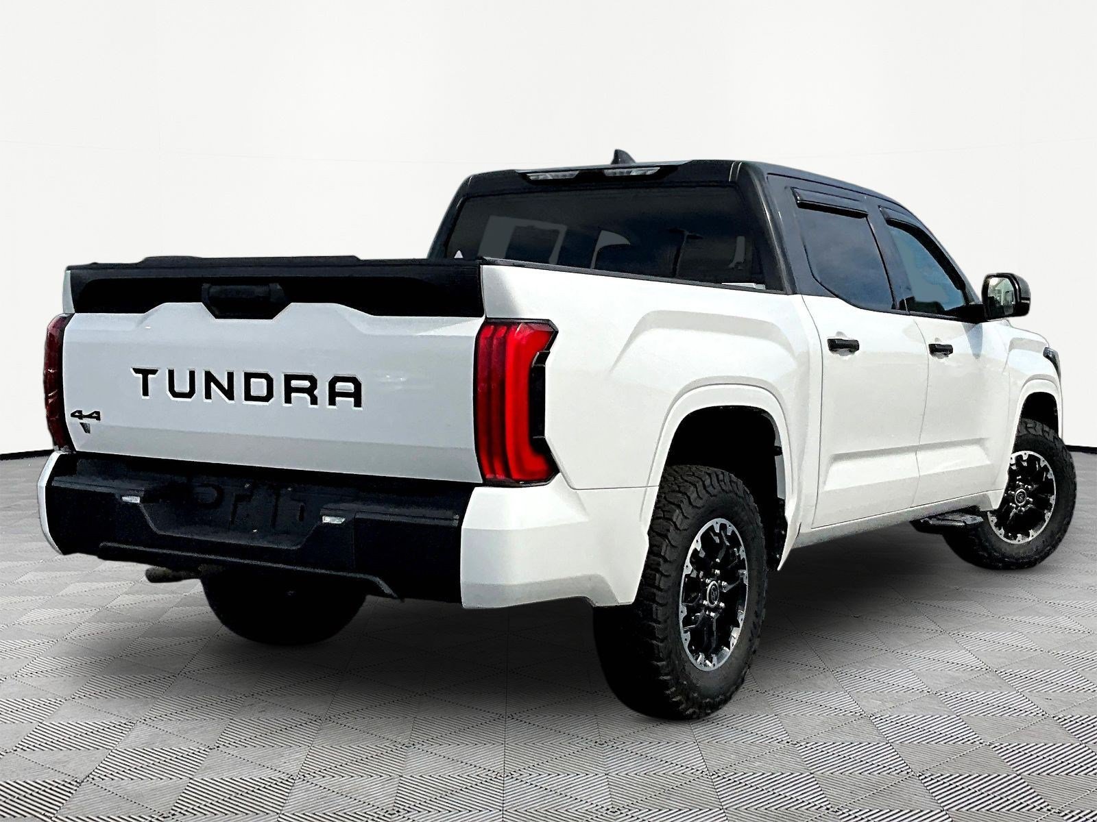 Used 2023 Toyota Tundra SR AWD/4WD image 6
