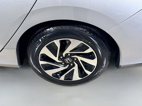 Used 2018 Honda Civic LX image 9