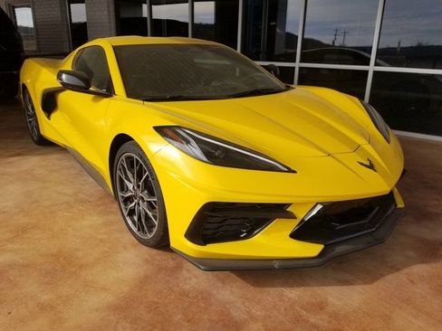 Used 2025 Chevrolet Corvette Stingray Preferred Cpe w/ Z51 Performance Package image 8