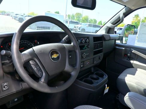New 2025 Chevrolet Express 3500 w/ Power Convenience Package RWD image 18