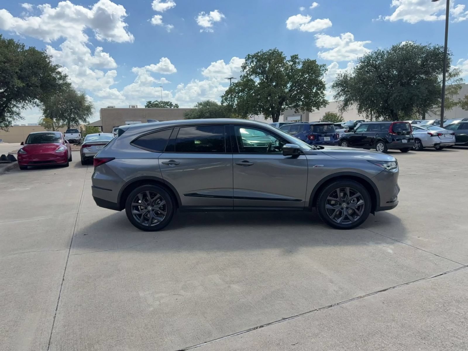 Used 2023 Acura MDX A-Spec AWD/4WD image 15