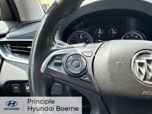 Used 2018 Buick Enclave Essence FWD image 20
