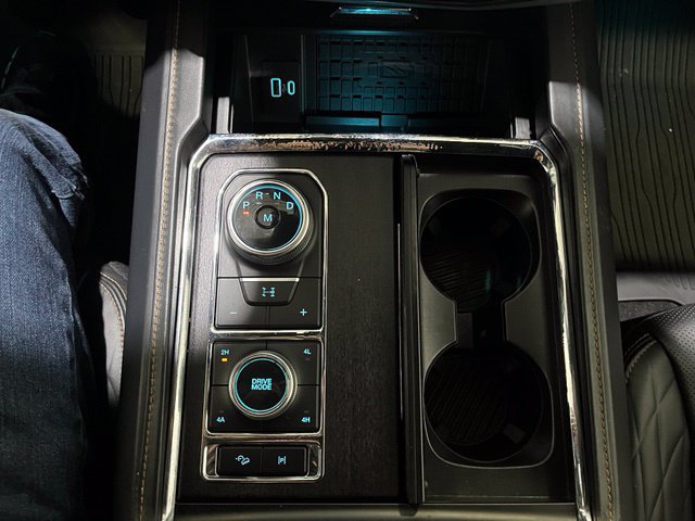 Used 2022 Ford Expedition Platinum AWD/4WD image 25