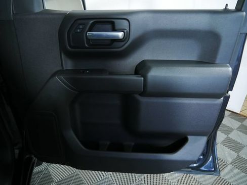 Used 2021 Chevrolet Silverado 1500 Custom AWD/4WD image 9