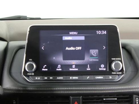 Certified 2021 Nissan Rogue S image 9