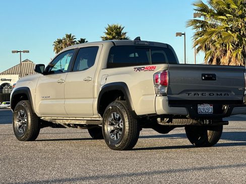 Used 2021 Toyota Tacoma TRD Off-Road image 6