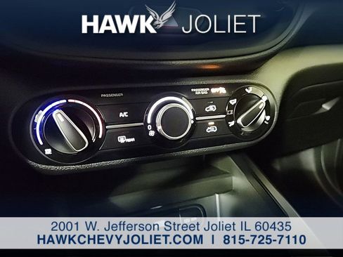 Used 2025 Kia Soul LX w/ LX Technology Package FWD image 17