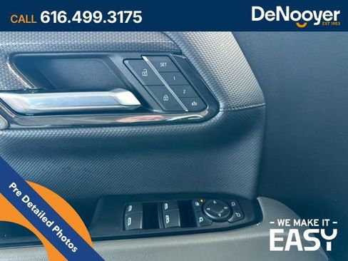 Used 2023 Chevrolet Silverado 1500 ZR2 w/ Technology Package image 34