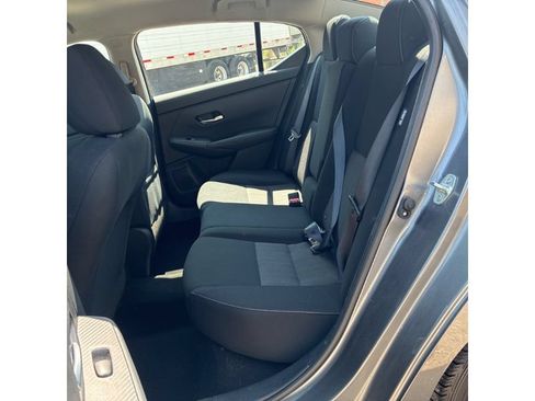 Used 2022 Nissan Sentra SV FWD image 12