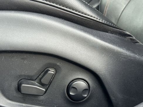 Used 2022 Jeep Compass Limited image 14